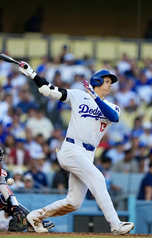 ドジャース対ダイヤモンドバックス 3回裏ドジャース無死、三振に倒れる大谷(撮影・横山健太)