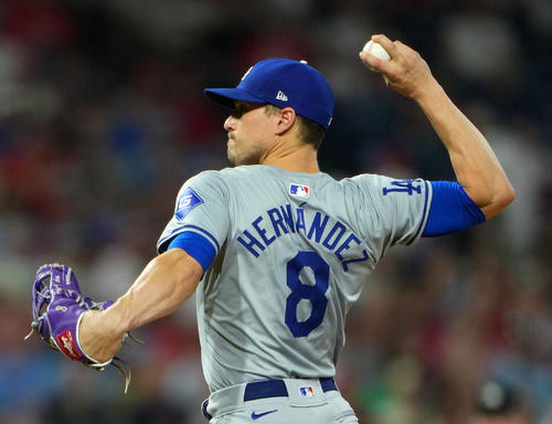フィリーズ対ドジャース　7回裏途中から登板したドジャースのキケ・ヘルナンデス（撮影・横山健太）