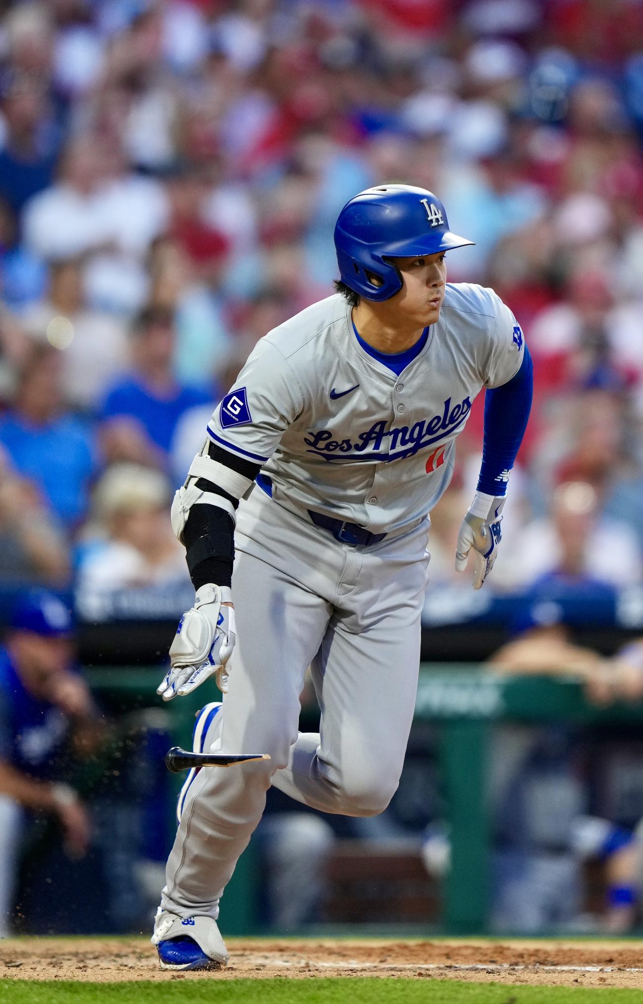 フィリーズ対ドジャース　7回表ドジャース2死一塁、ニゴロに倒れる大谷（撮影・横山健太）