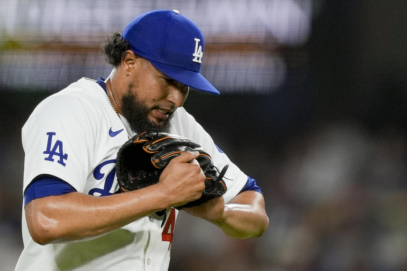 ドジャース対ジャイアンツ　4試合連続失点を喫したドジャースのヨハン・ラミレス（AP）