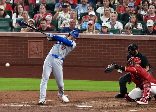 カージナルス対ドジャース 6回表ドジャース2死一塁、遊ゴロに倒れる大谷(撮影・横山健太)