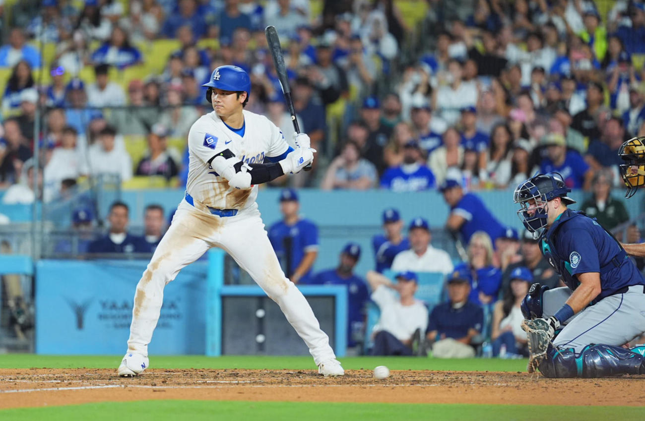 ドジャース対マリナーズ　7回裏ドジャース2死一塁、四球を選ぶ大谷（撮影・菅敏）