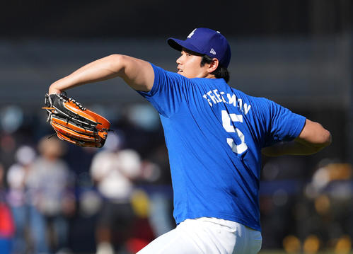 大谷翔平、試合前練習で距離約20メートルのキャッチボール 打者として
