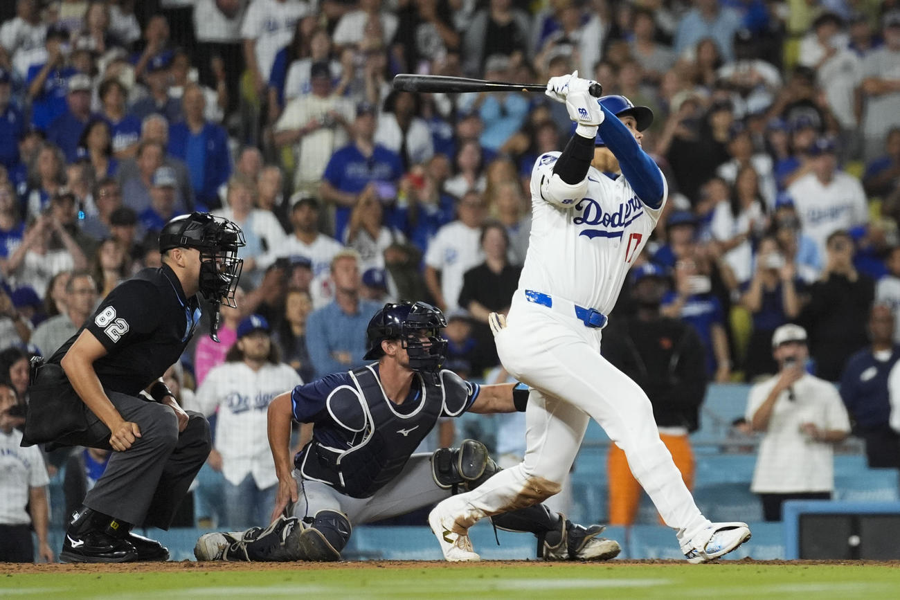 「40－40」をサヨナラ満塁弾で達成した大谷翔平（AP）
