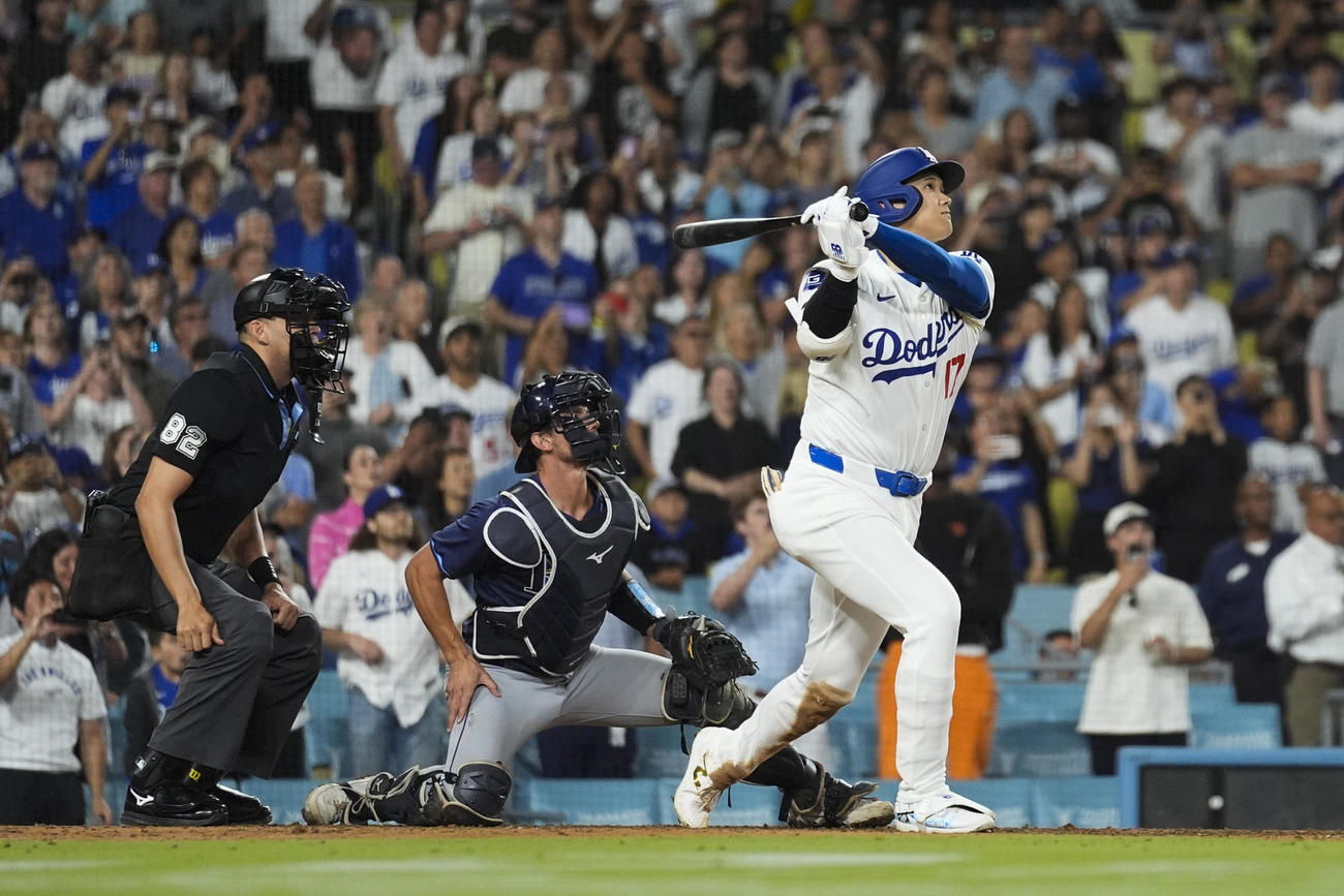 「40－40」をサヨナラ満塁弾で達成した大谷翔平（AP）