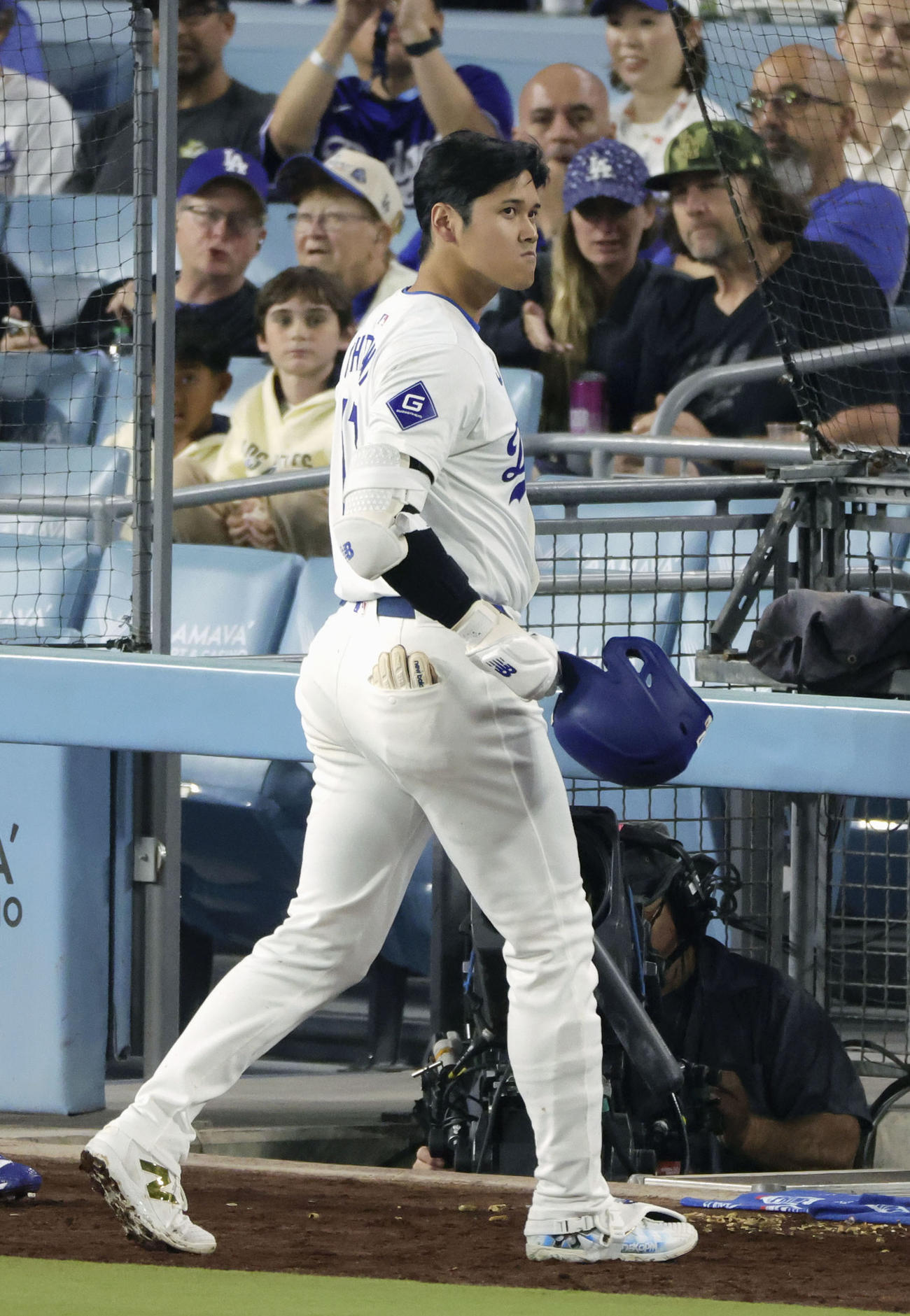 オリオールズ戦の8回、見逃し三振に倒れたドジャース大谷（共同）