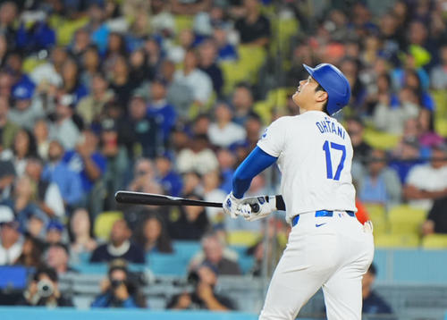 ドジャース対オリオールズ　6回裏ドジャース無死、中飛に倒れる大谷（撮影・菅敏）