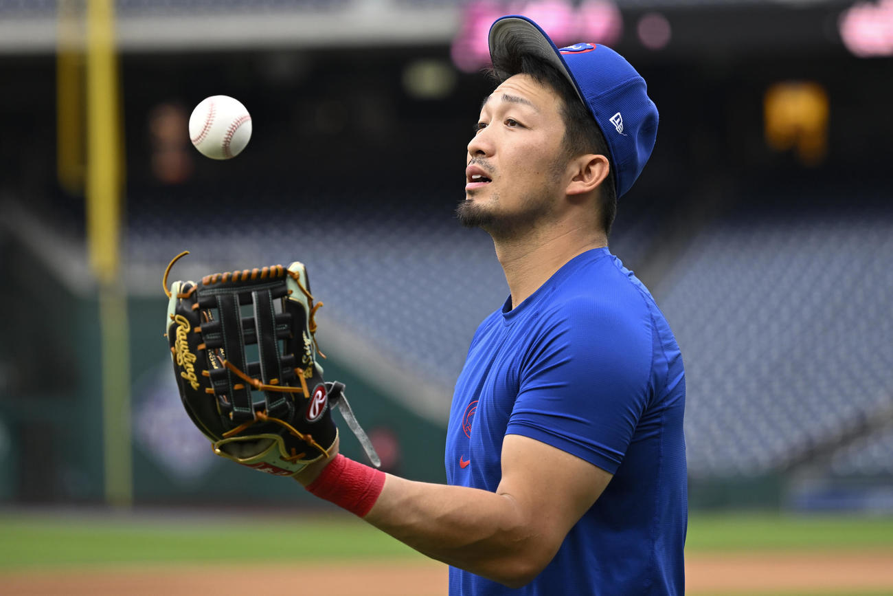 試合前のカブス鈴木誠也（AP）