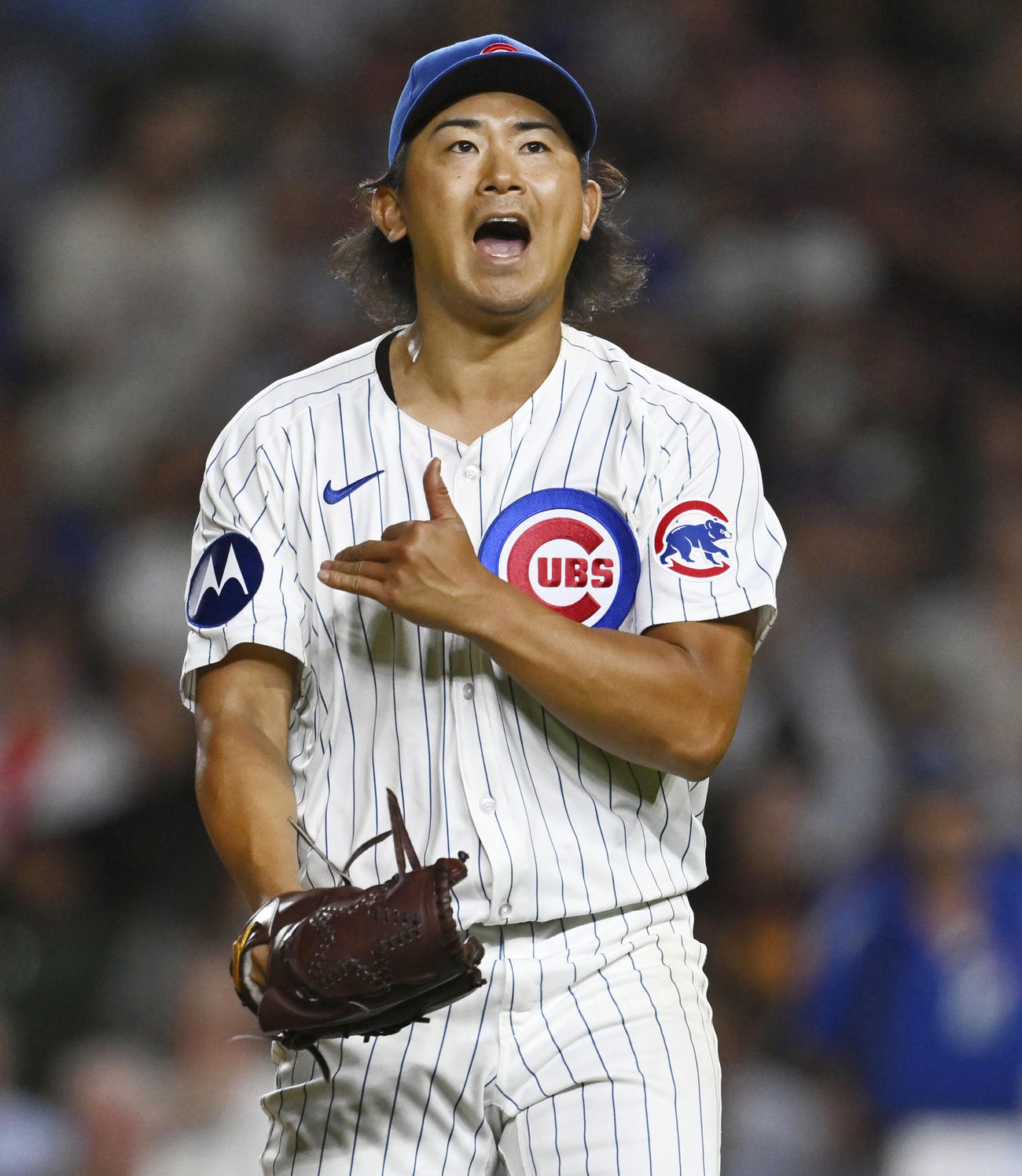 パイレーツ戦に先発して7回まで無安打無失点で投げ終え、声を上げるカブス・今永。12勝目を挙げた＝シカゴ（ゲッティ＝共同）