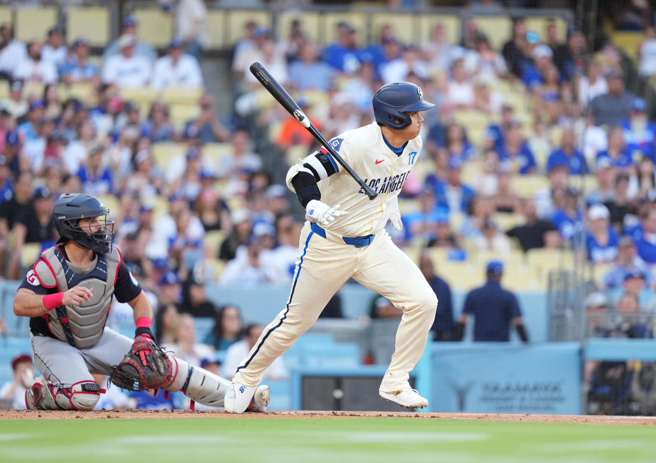ドジャース対ガーディアンズ　1回裏ドジャース無死、遊ゴロに倒れる大谷（撮影・菅敏）