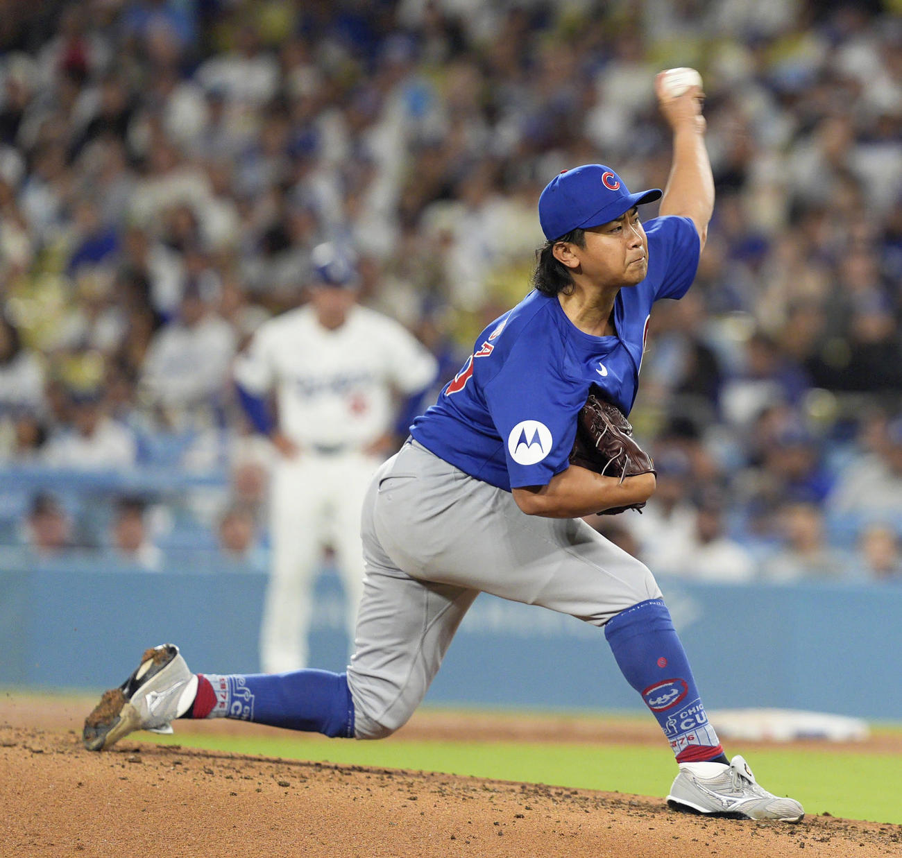 ドジャース戦に先発し、7回を7安打3失点で13勝目を挙げたカブス・今永(共同)