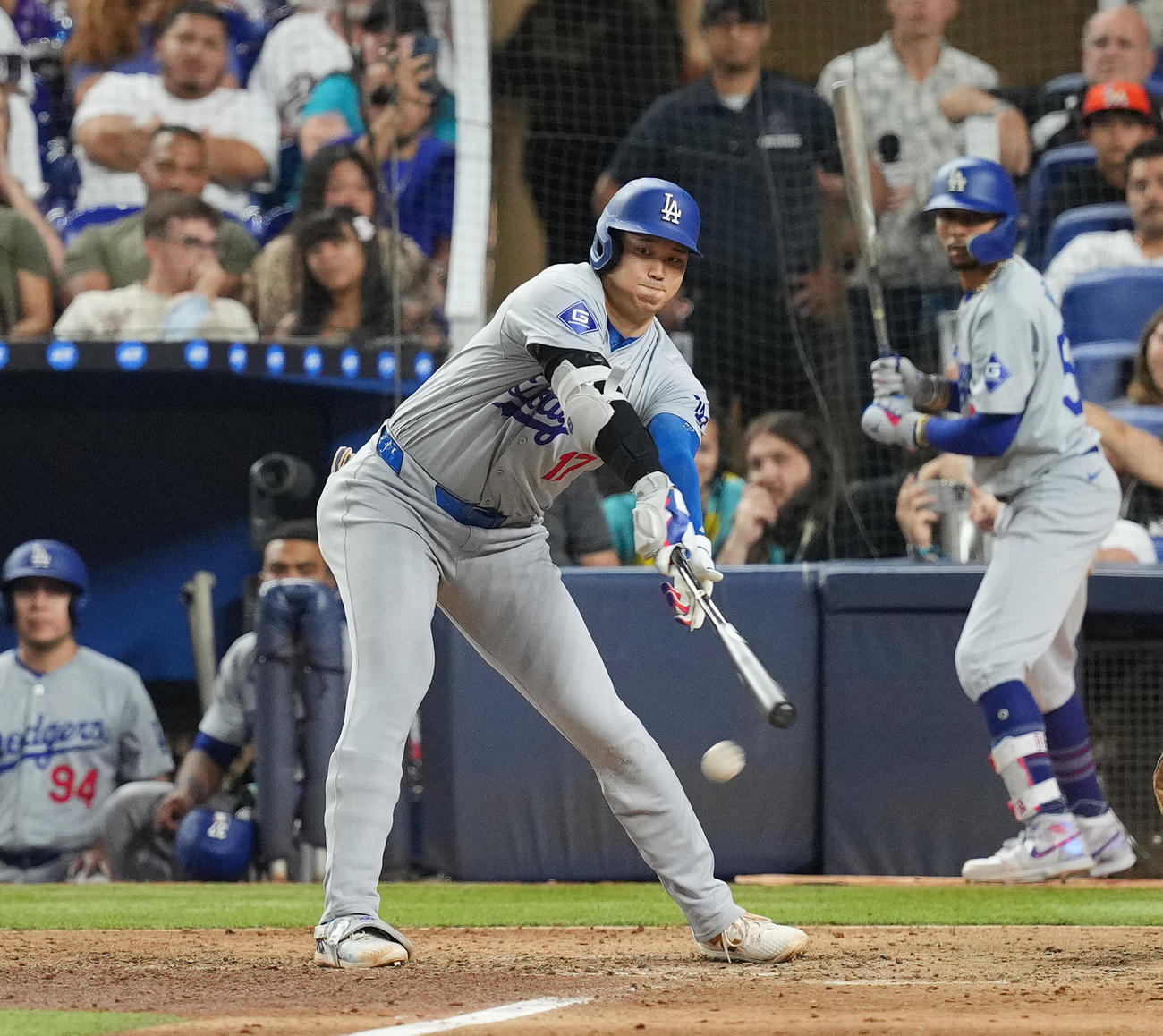 マーリンズ対ドジャース　9回表ドジャース無死、一ゴロに倒れる大谷（撮影・菅敏）