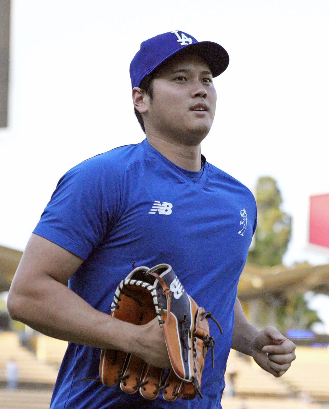 20日、米大リーグのロッキーズ戦に臨むドジャース・大谷翔平（共同）