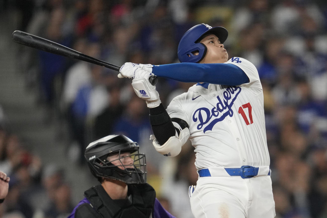 ドジャース大谷翔平はロッキーズ戦5回に52号本塁打を放った（AP)
