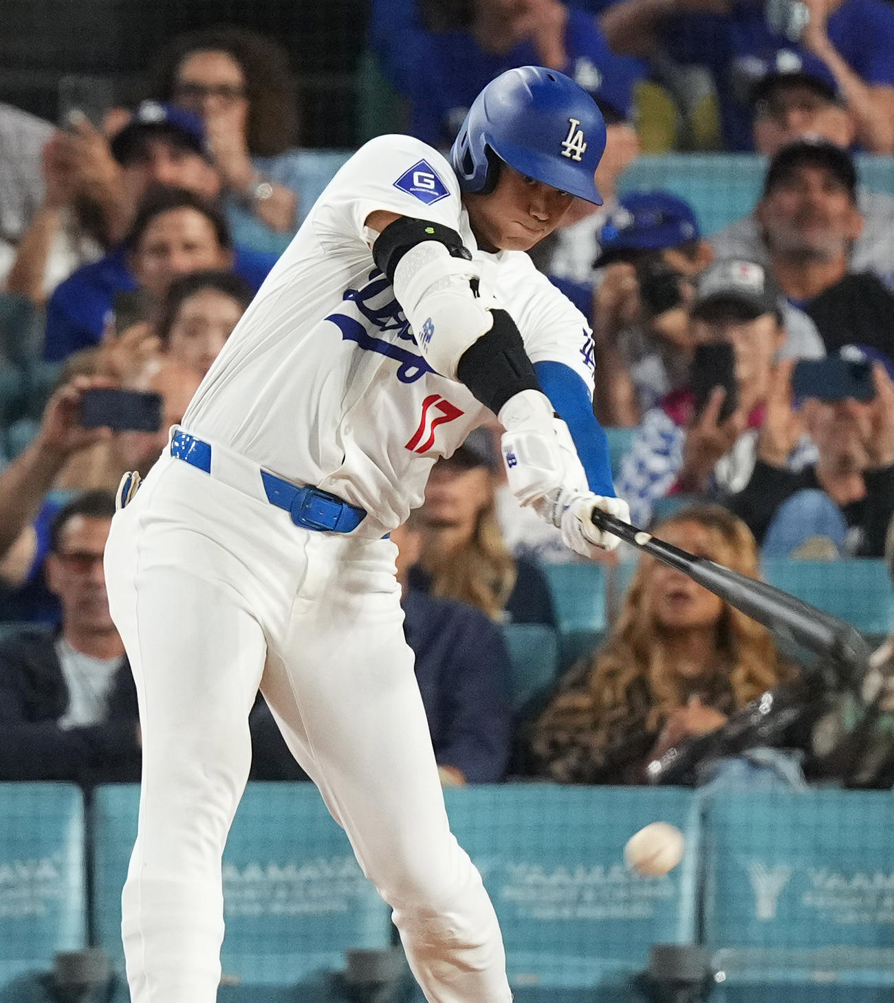 ドジャース対パドレス　3回裏ドジャース2死、一ゴロに倒れる大谷（撮影・菅敏）