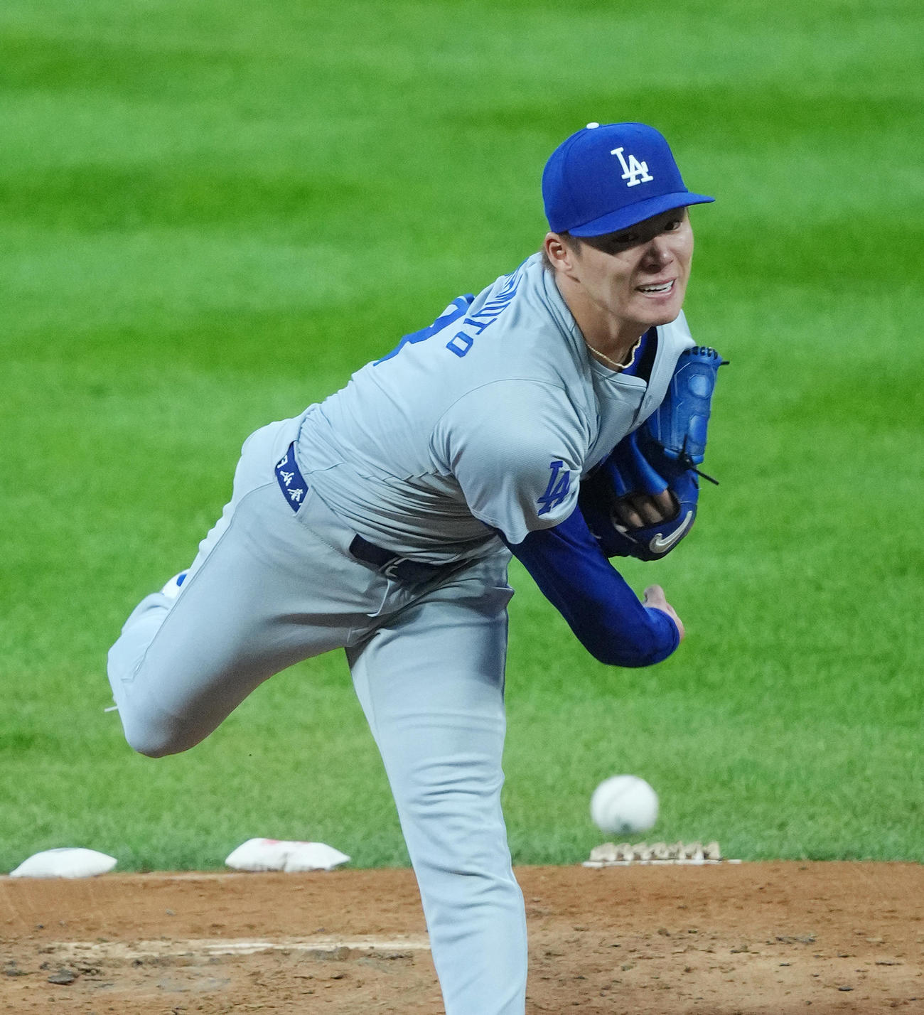 ロッキーズ対ドジャース　ドジャース先発の山本（撮影・菅敏）