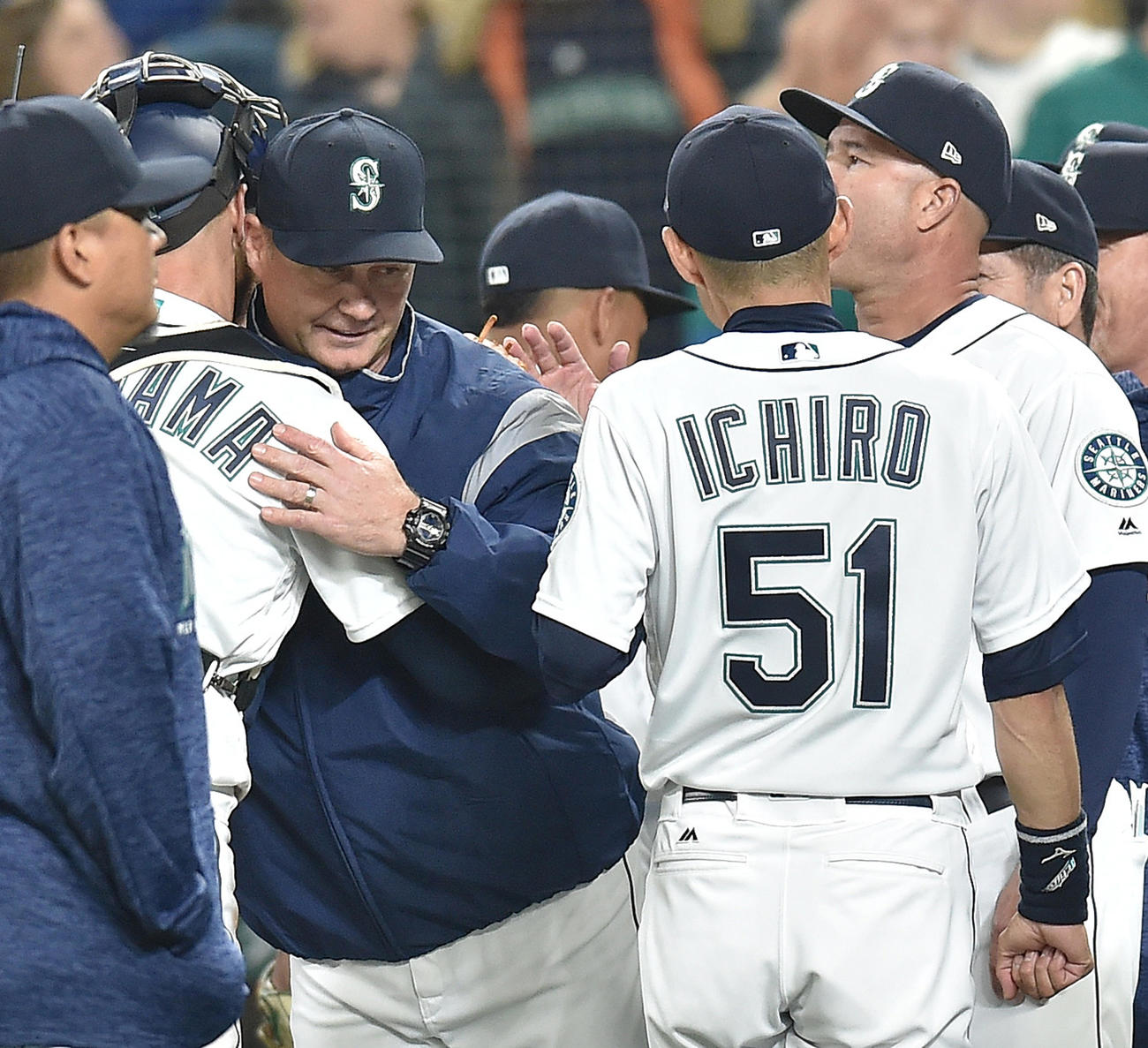 2018年開幕戦のマリナーズ・イチロー（手前）