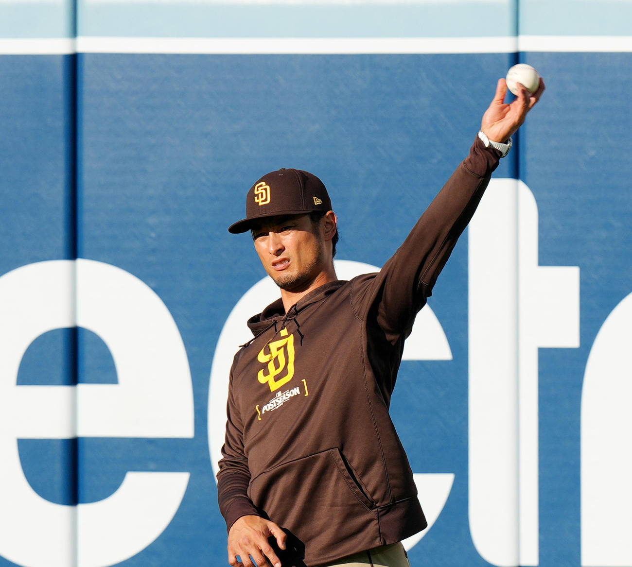 ドジャースタジアムで調整するパドレス・ダルビッシュ（撮影・菅敏）