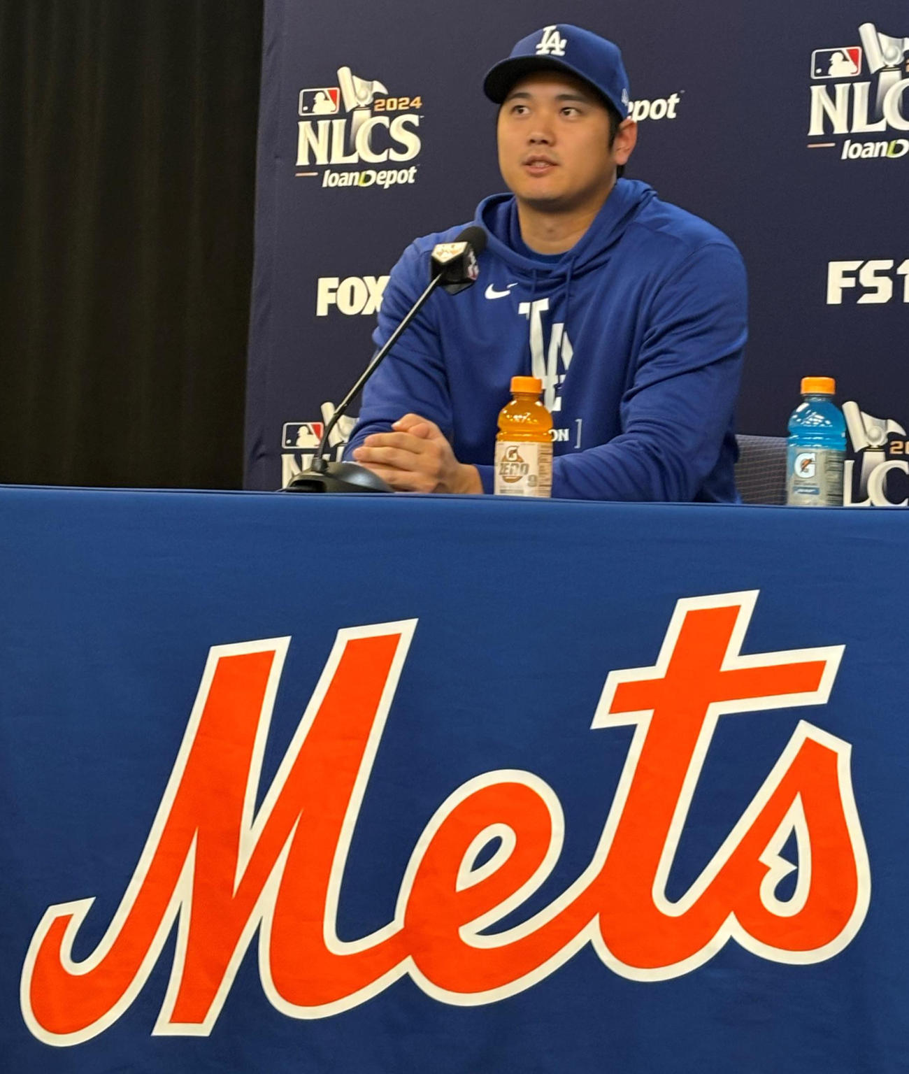 敵地シティ・フィールドで前日会見に臨むドジャース大谷