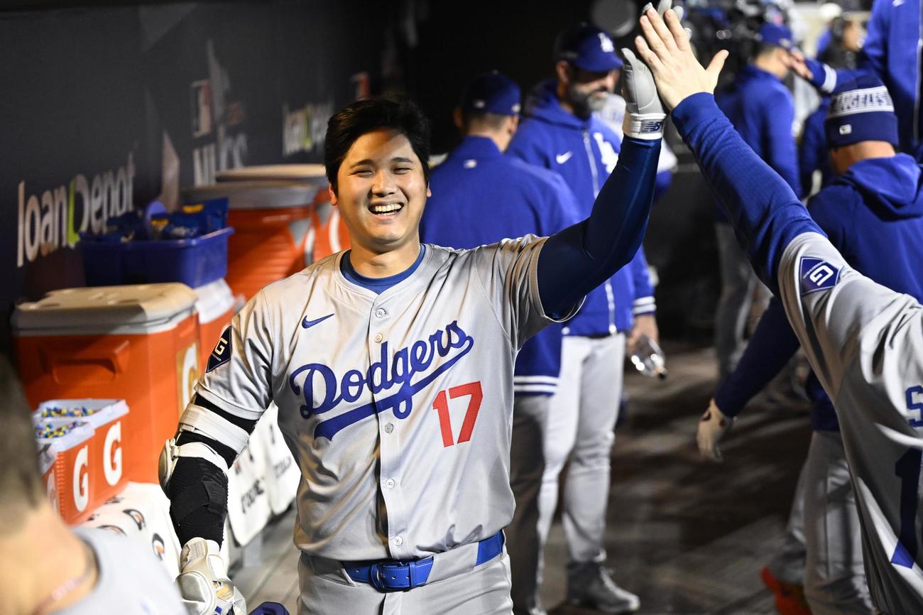 2試合連続本塁打となる先制ソロを放ったドジャース・大谷翔平（共同）