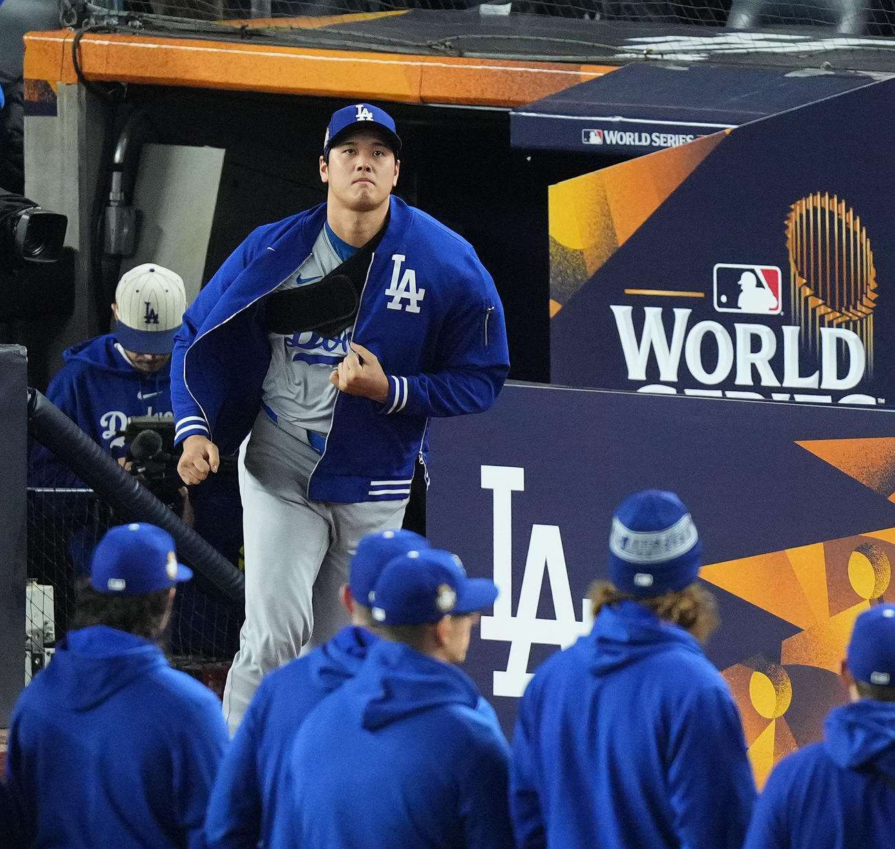 ヤンキース対ドジャース　試合前のセレモニーに登場するドジャース大谷（撮影・菅敏）