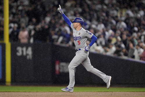 1回、先制2ランを放ったフリーマン（AP）