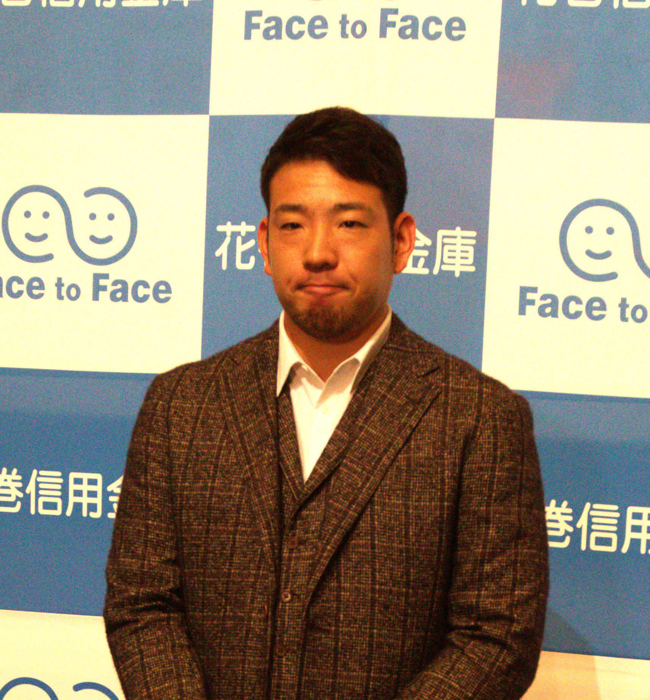講演会後、取材に答えるヒューストン・アストロズ菊池（撮影・高橋香奈）