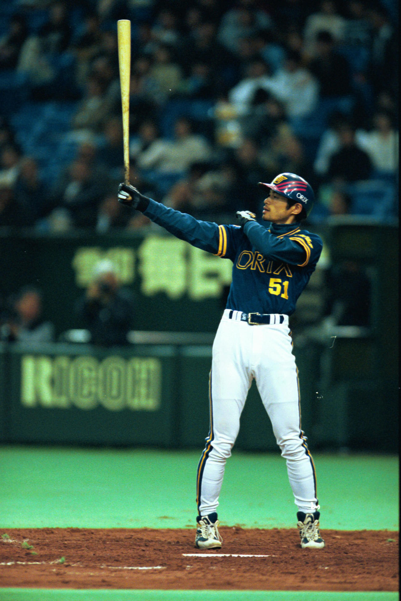 00年4月、日本ハム対オリックス　打席で構えるイチロー