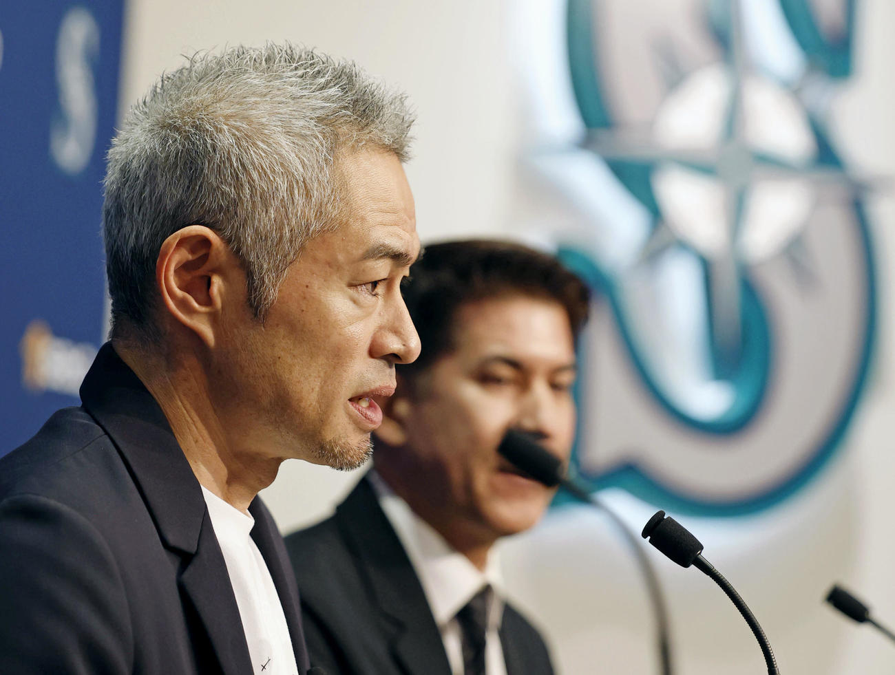 アジア人で初めての米国野球殿堂入りし、記者会見するイチロー氏＝21日、シアトル（共同）