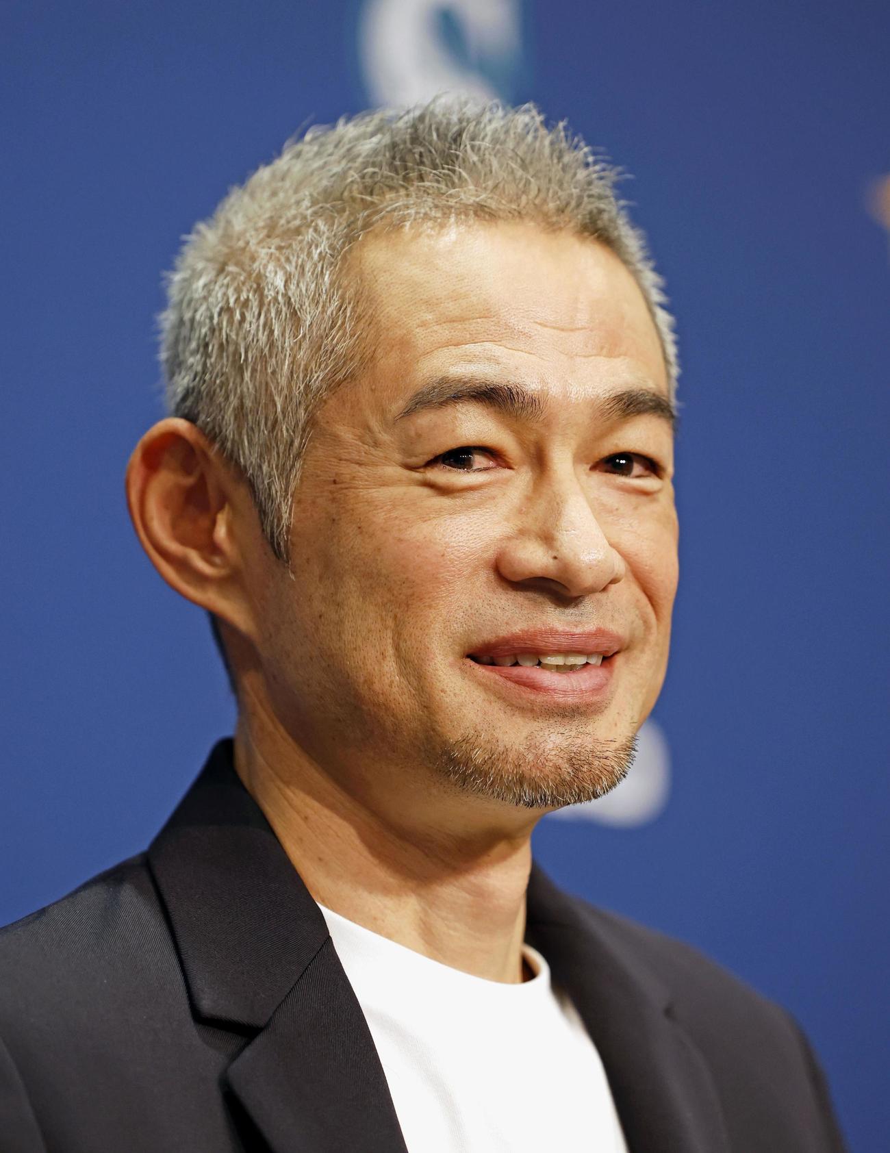 アジア人で初めての米国野球殿堂入りし、記者会見するイチロー氏＝21日、シアトル（共同）