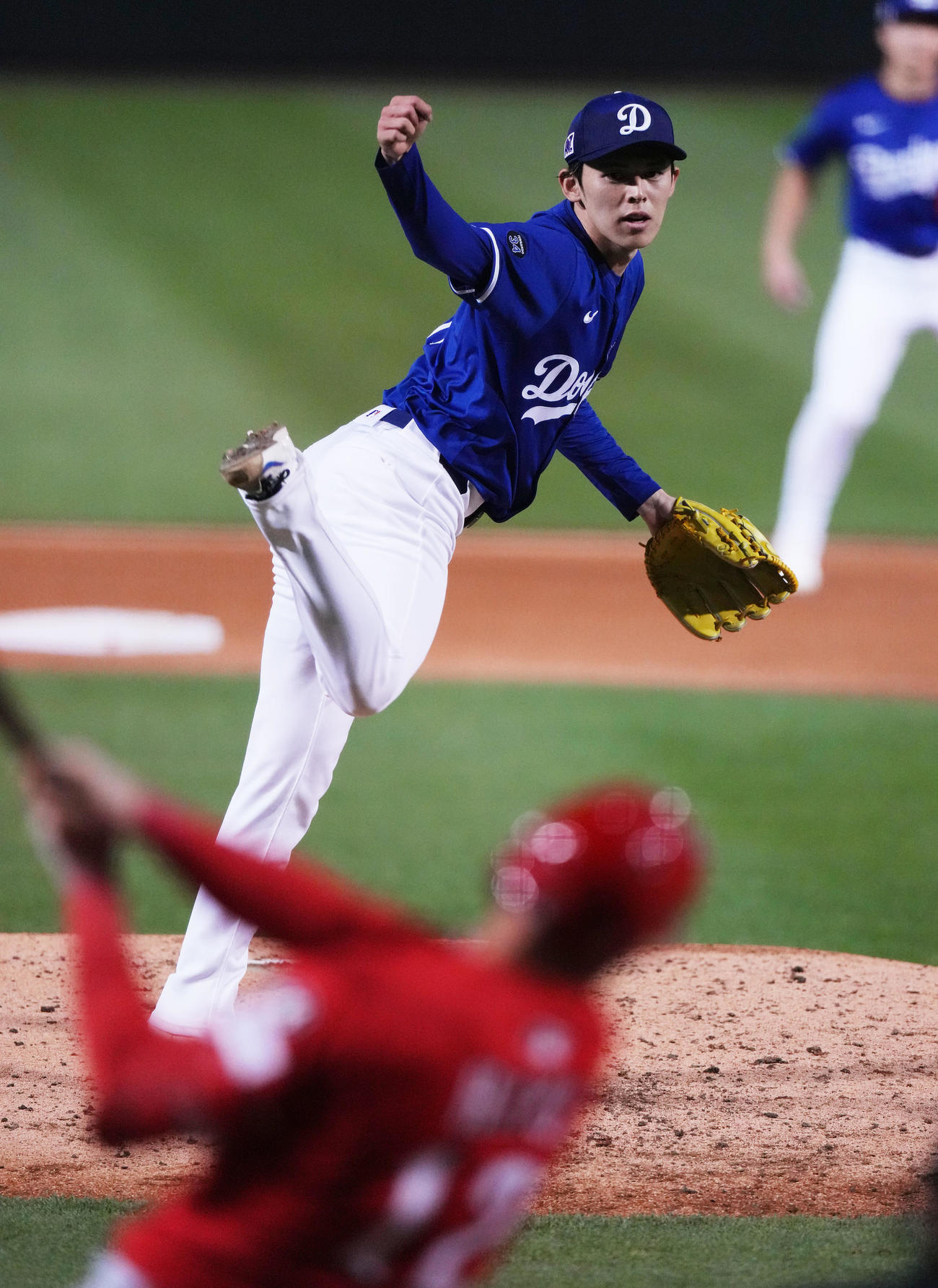 レッズとのオープン戦に初登板し、力投するドジャース佐々木（撮影・菅敏）