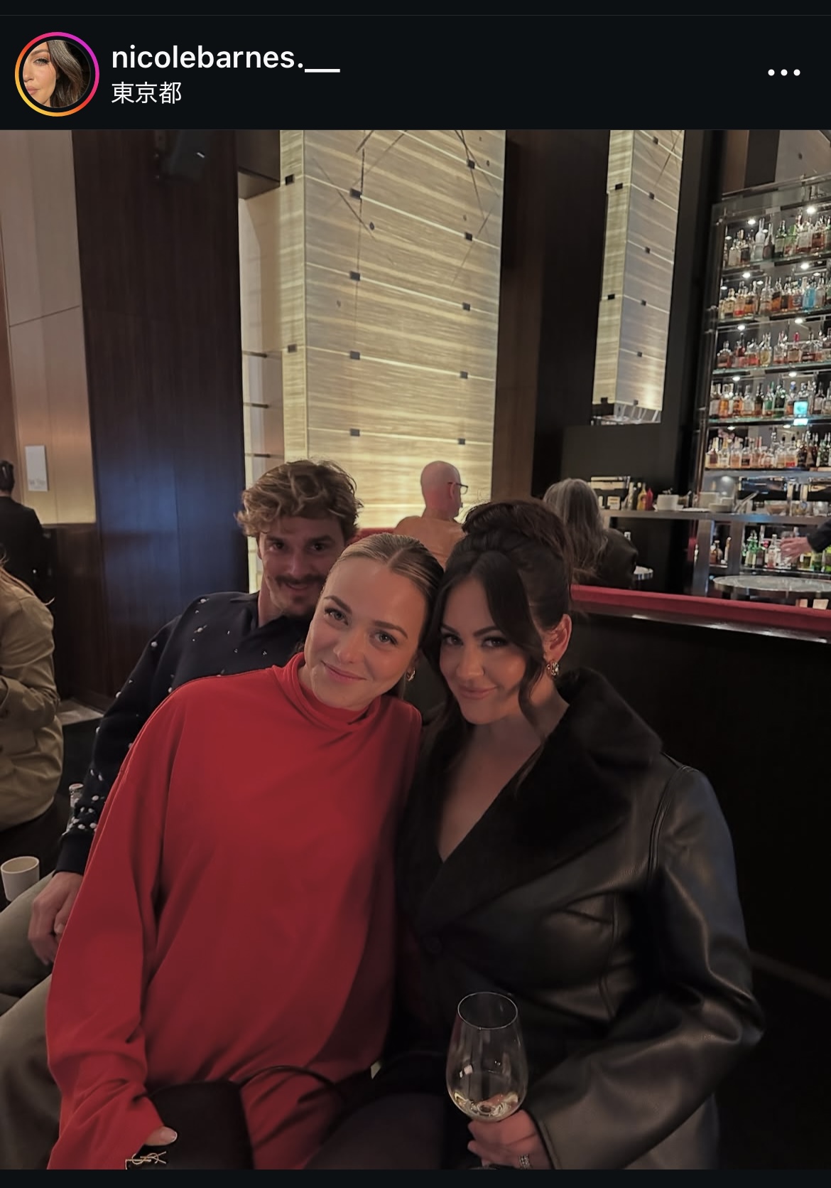 バーンズの妻ニコル夫人のインスタグラムから