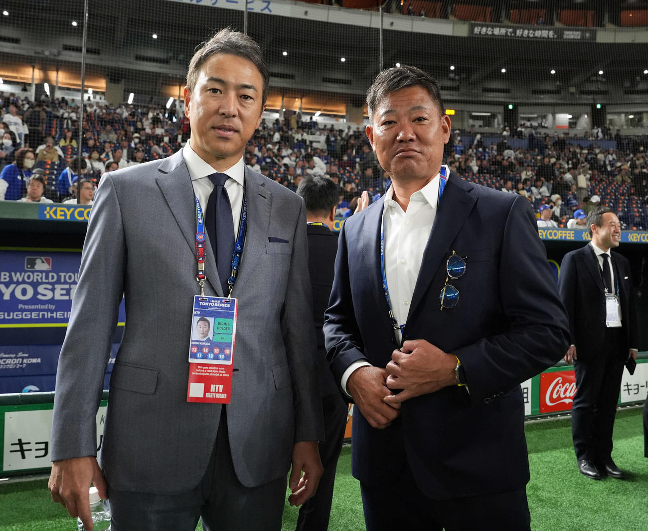 カブス対ドジャース　黒田博樹氏（左）と福留孝介氏（撮影・たえ見朱実）
