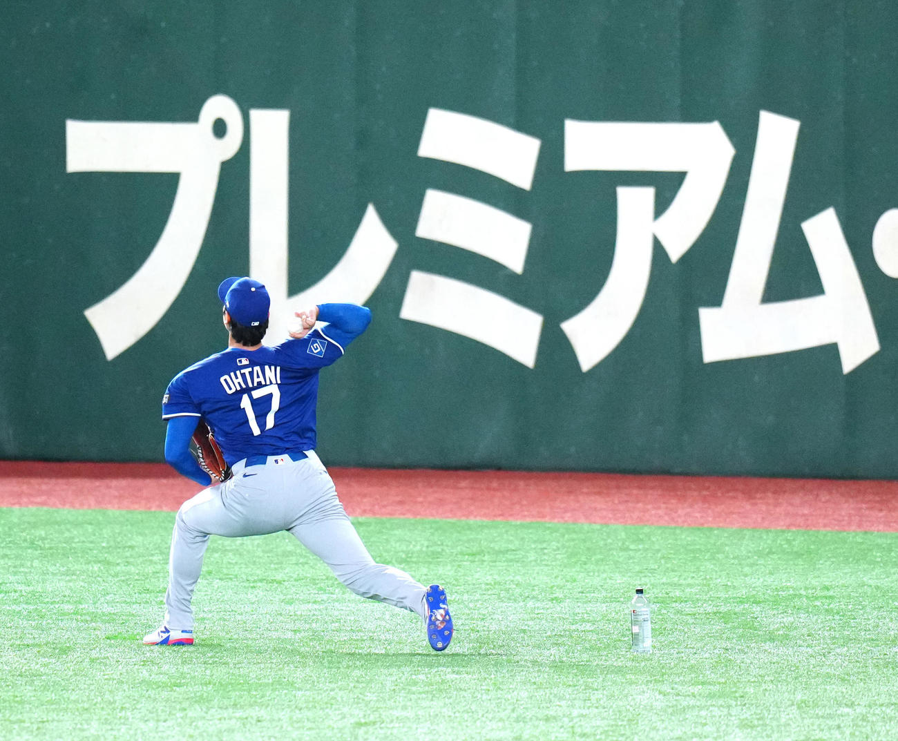 カブス対ドジャース　試合前、投球練習に臨むドジャース大谷（撮影・江口和貴）