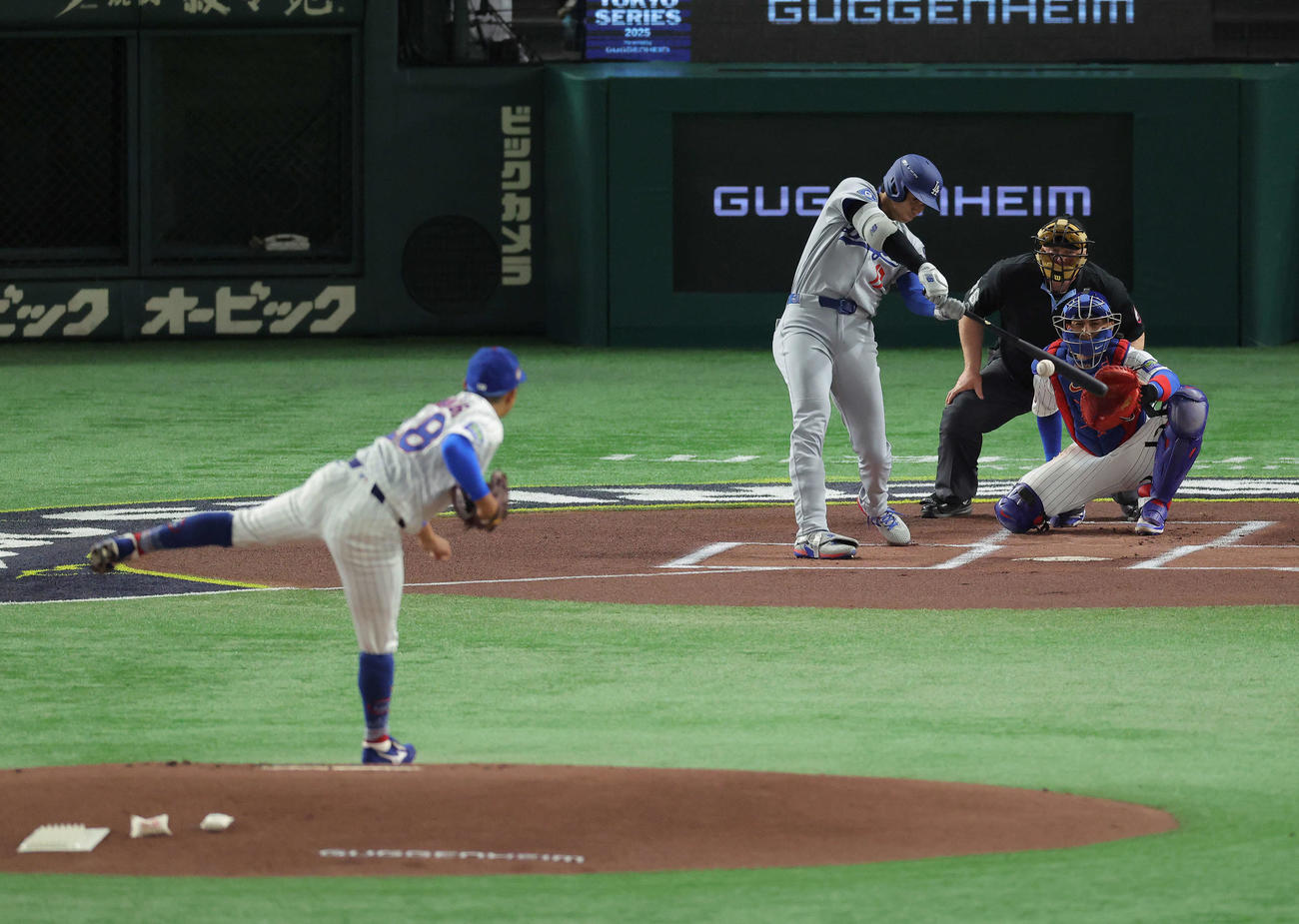 ドジャース対カブス　1回表ドジャース無死、二ゴロに倒れる大谷。投手今永（撮影・河田真司）