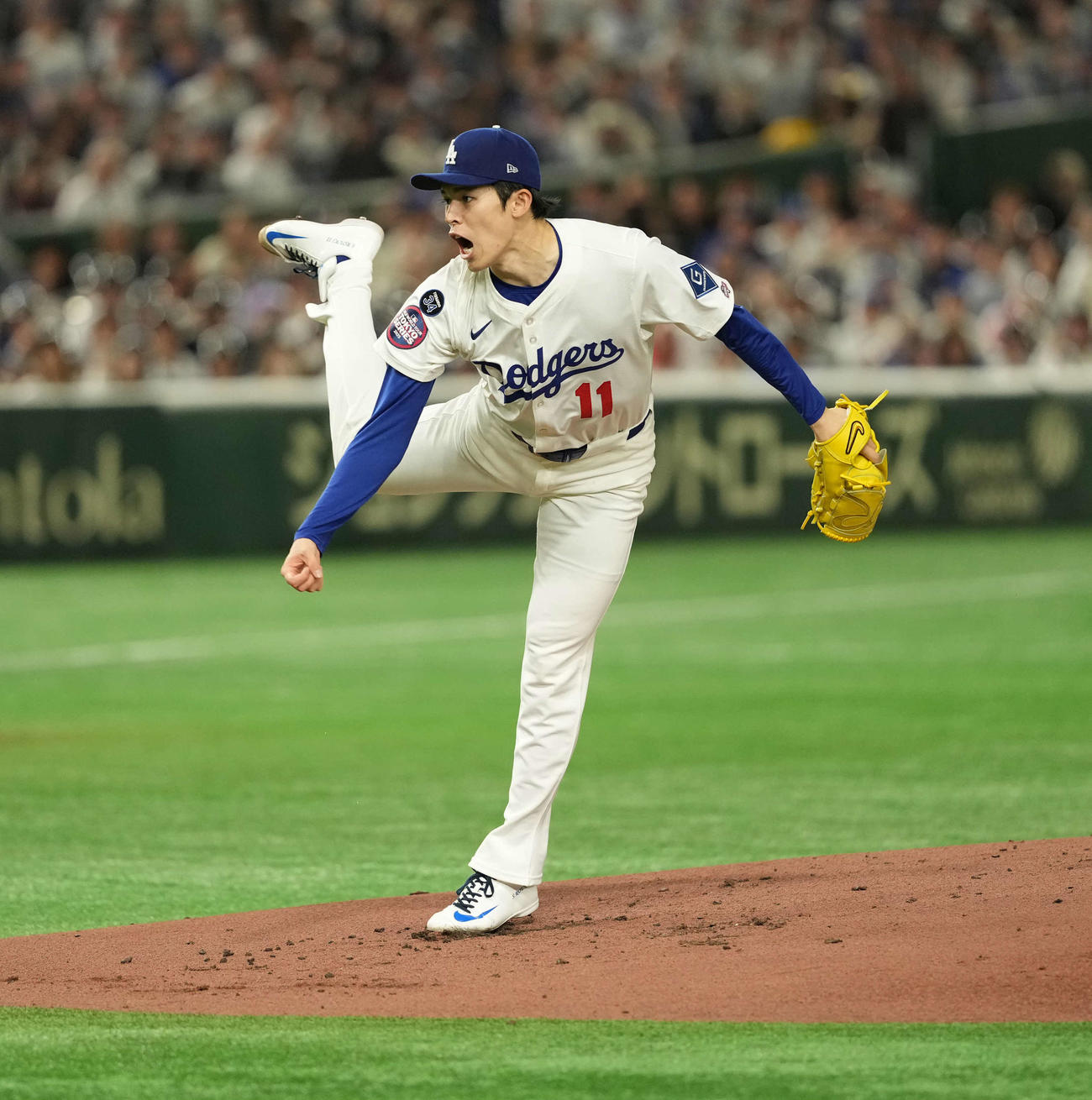 カブス対ドジャース　力投するドジャース先発の佐々木（撮影・井上学）
