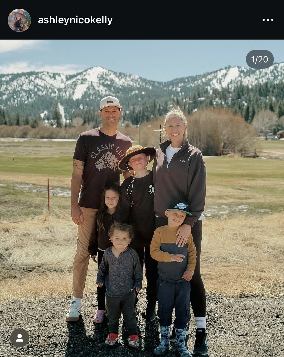 ケリーの妻アシュリー夫人のインスタグラムから