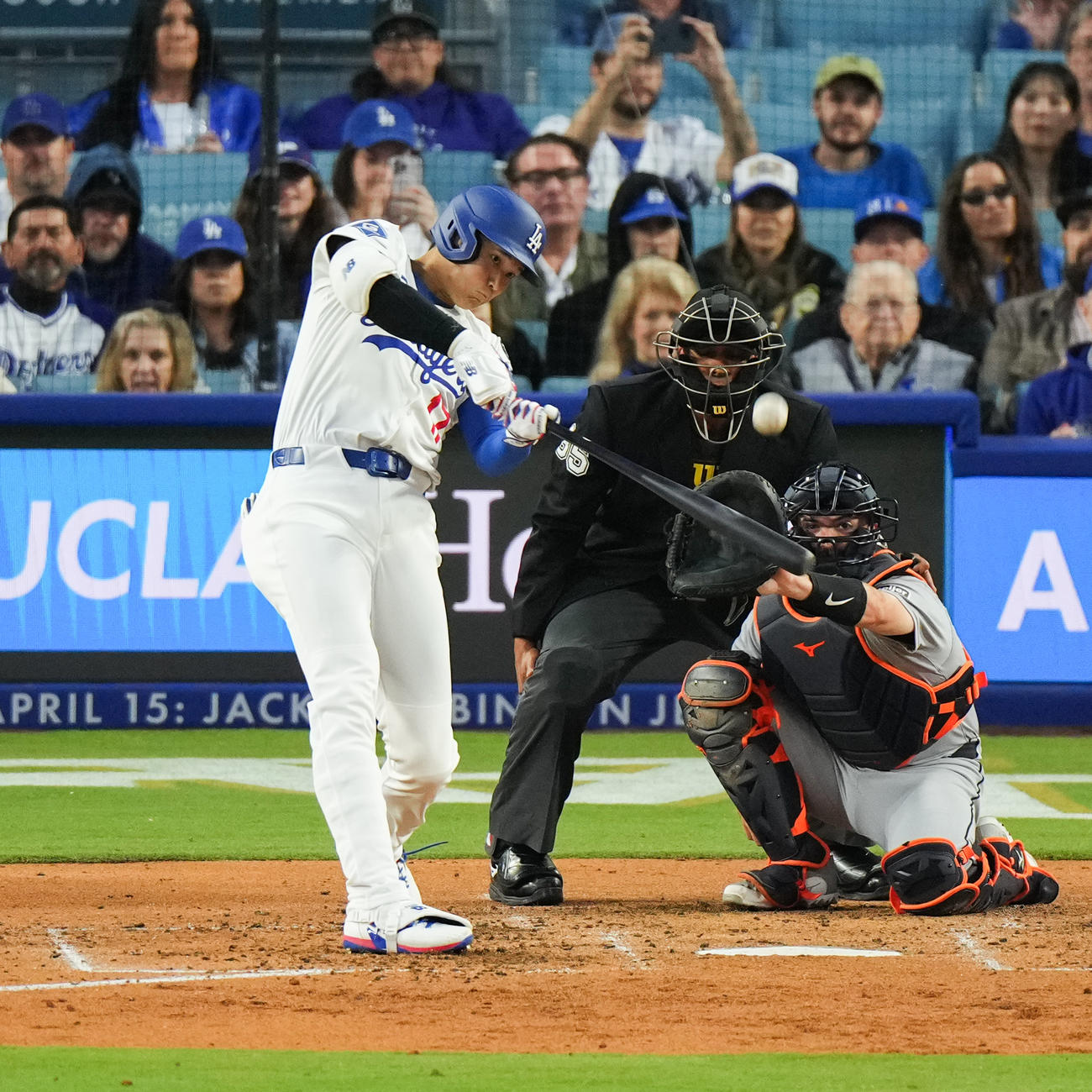 ドジャース対タイガース　3回裏ドジャース無死、左飛に倒れる大谷（撮影・菅敏）