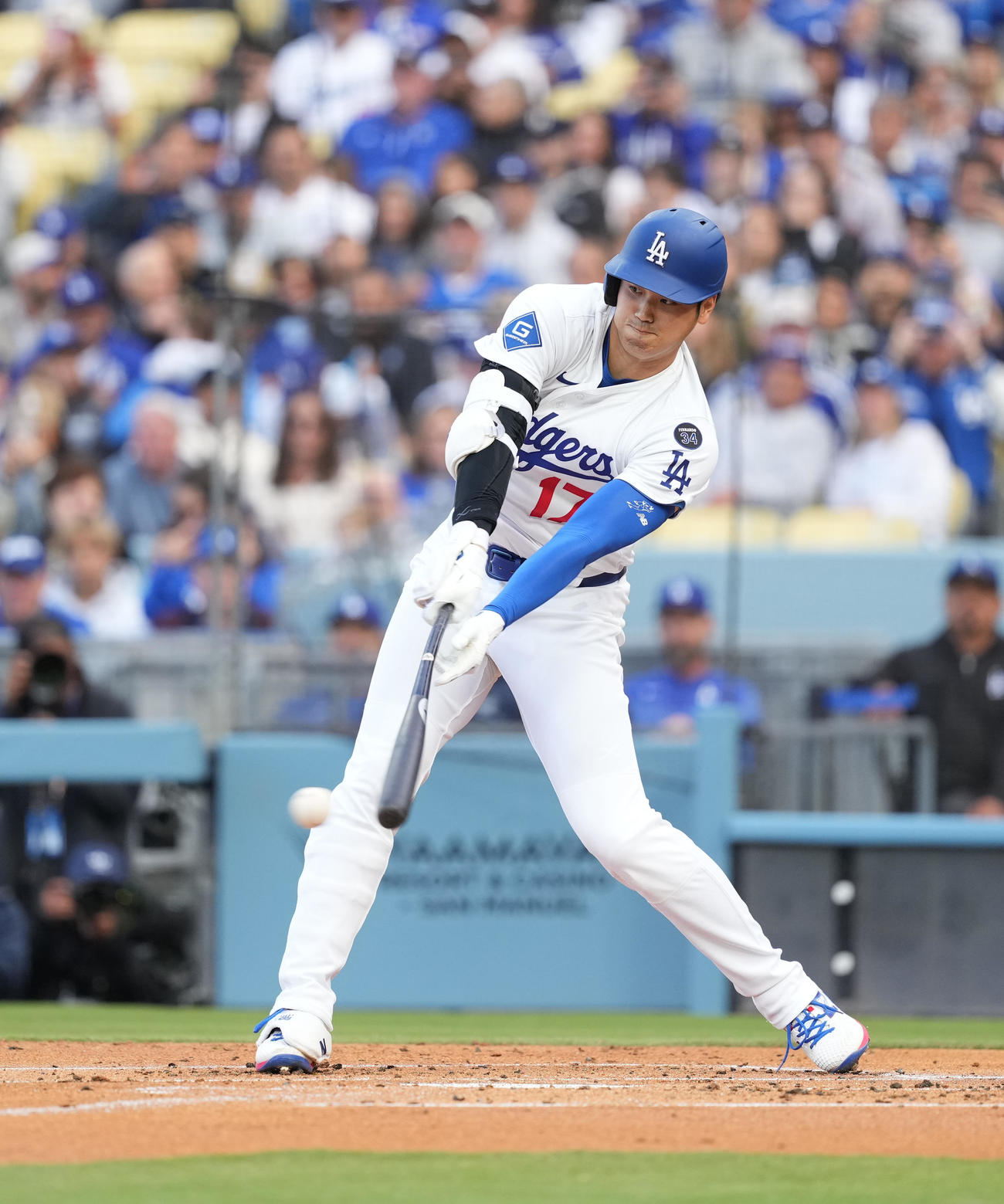 ドジャース対ブレーブス　1回裏ドジャース無死、一ゴロに倒れる大谷（撮影・菅敏）