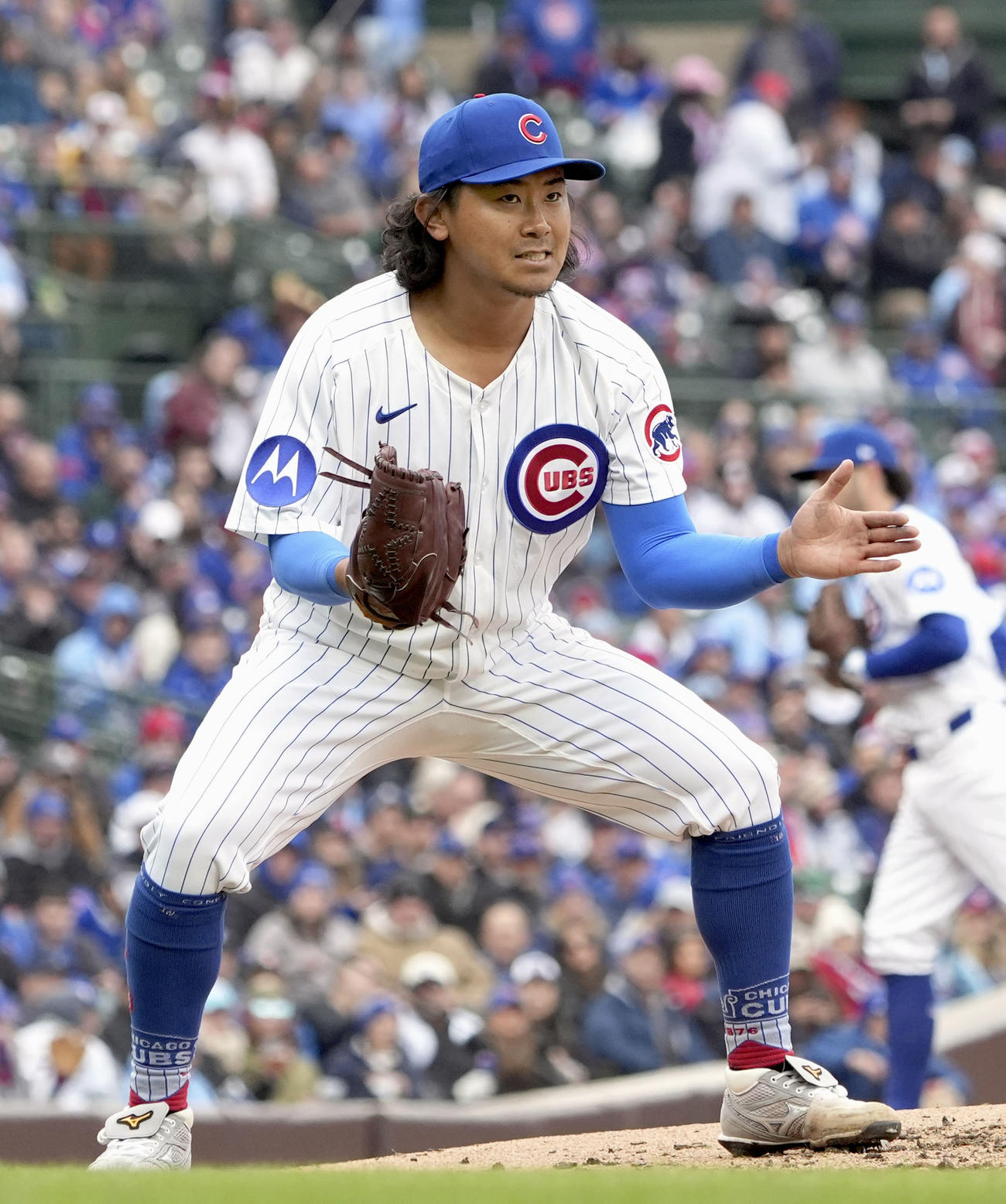 パドレス戦の4回、無得点に抑え喜ぶカブス・今永。2勝目を挙げた＝シカゴ（共同）