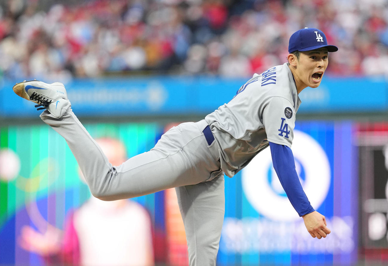 フィリーズ対ドジャース　フィリーズ戦に先発し、4回0／3を投げて3安打1失点のドジャース佐々木（撮影・菅敏）