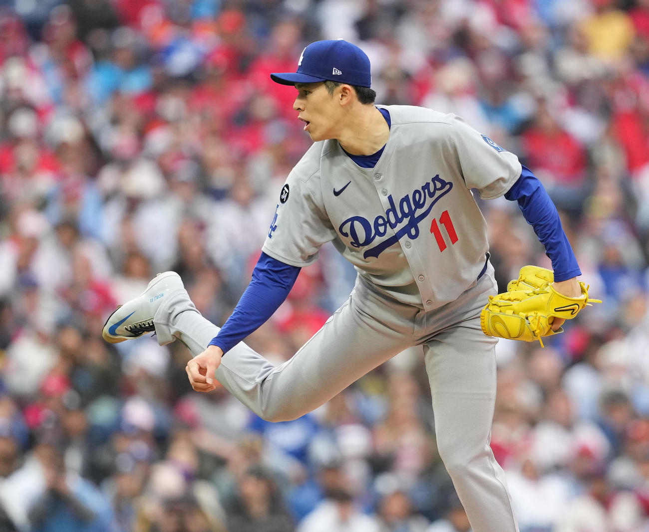 フィリーズ対ドジャース　フィリーズ戦に先発し、4回0／3を投げて3安打1失点のドジャース佐々木（撮影・菅敏）