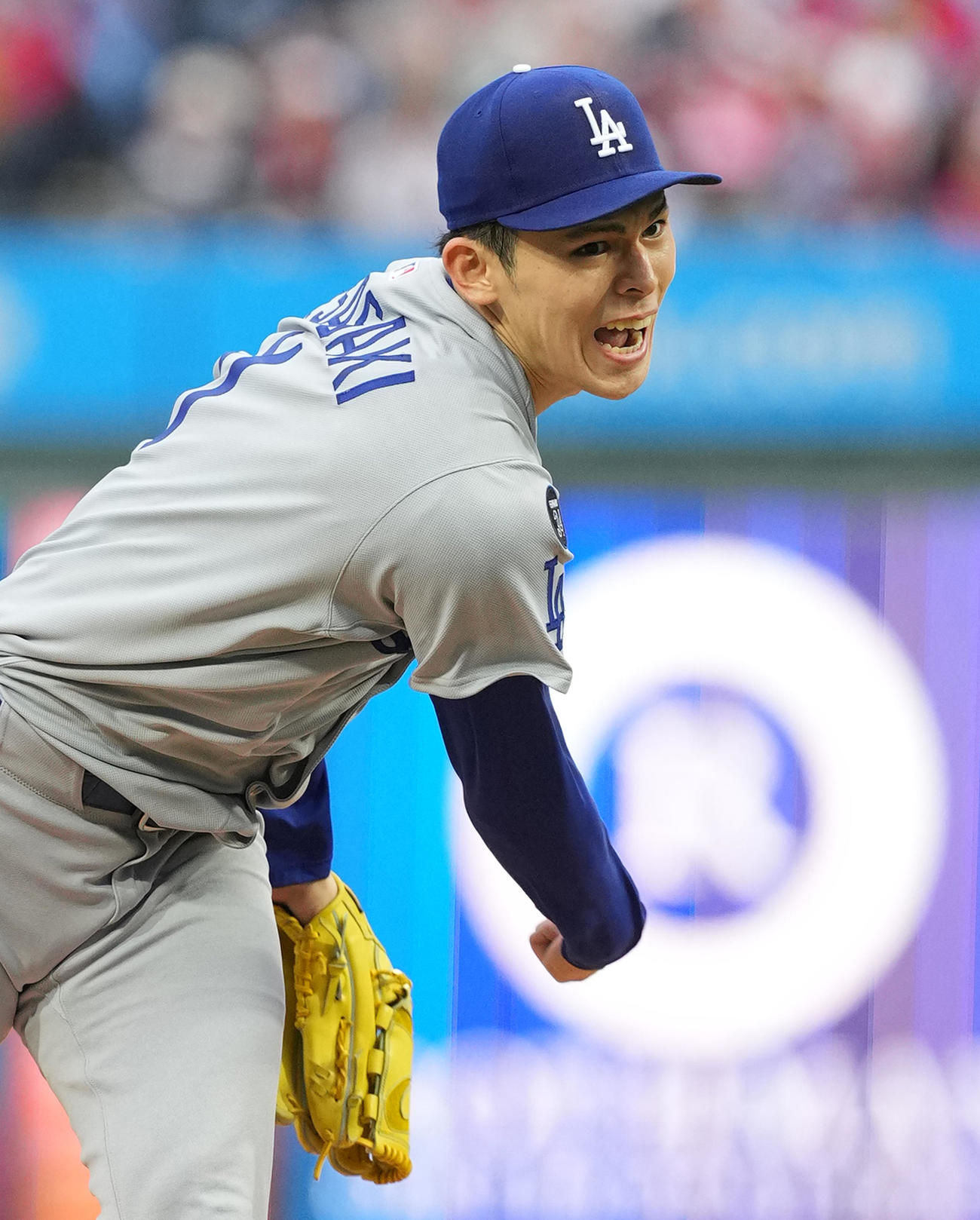 フィリーズ対ドジャース　フィリーズ戦に先発し、4回0／3を投げて3安打1失点のドジャース佐々木（撮影・菅敏）