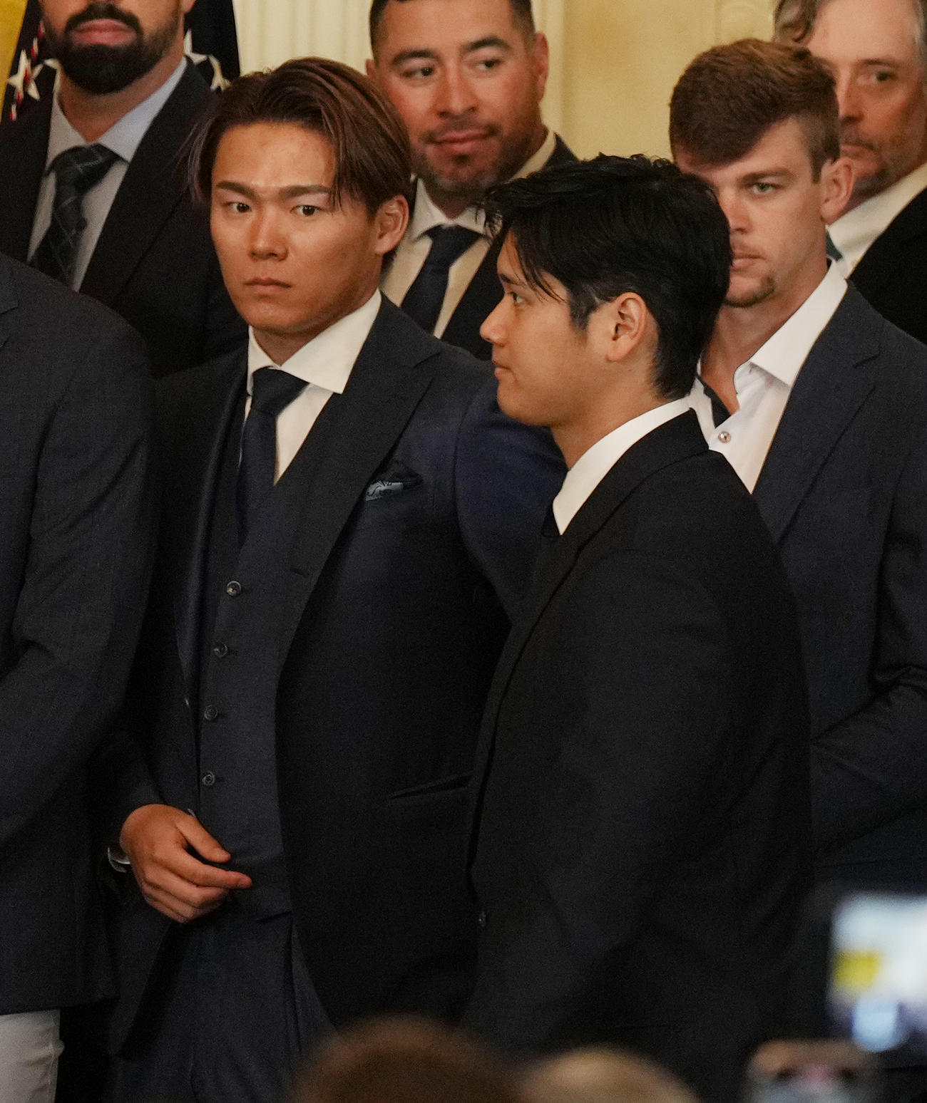 ホワイトハウスを表敬訪問したドジャース大谷（右）と山本（撮影・菅敏）