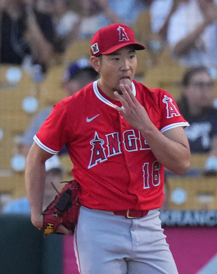 菊池雄星＝25年2月