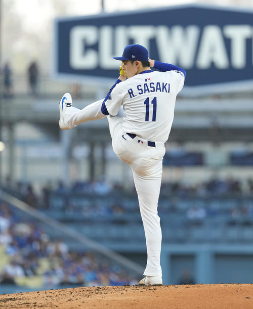 ドジャース対カブス　カブス戦に先発し、5回4安打1失点でメジャー初黒星を喫したドジャース佐々木（撮影・菅敏）