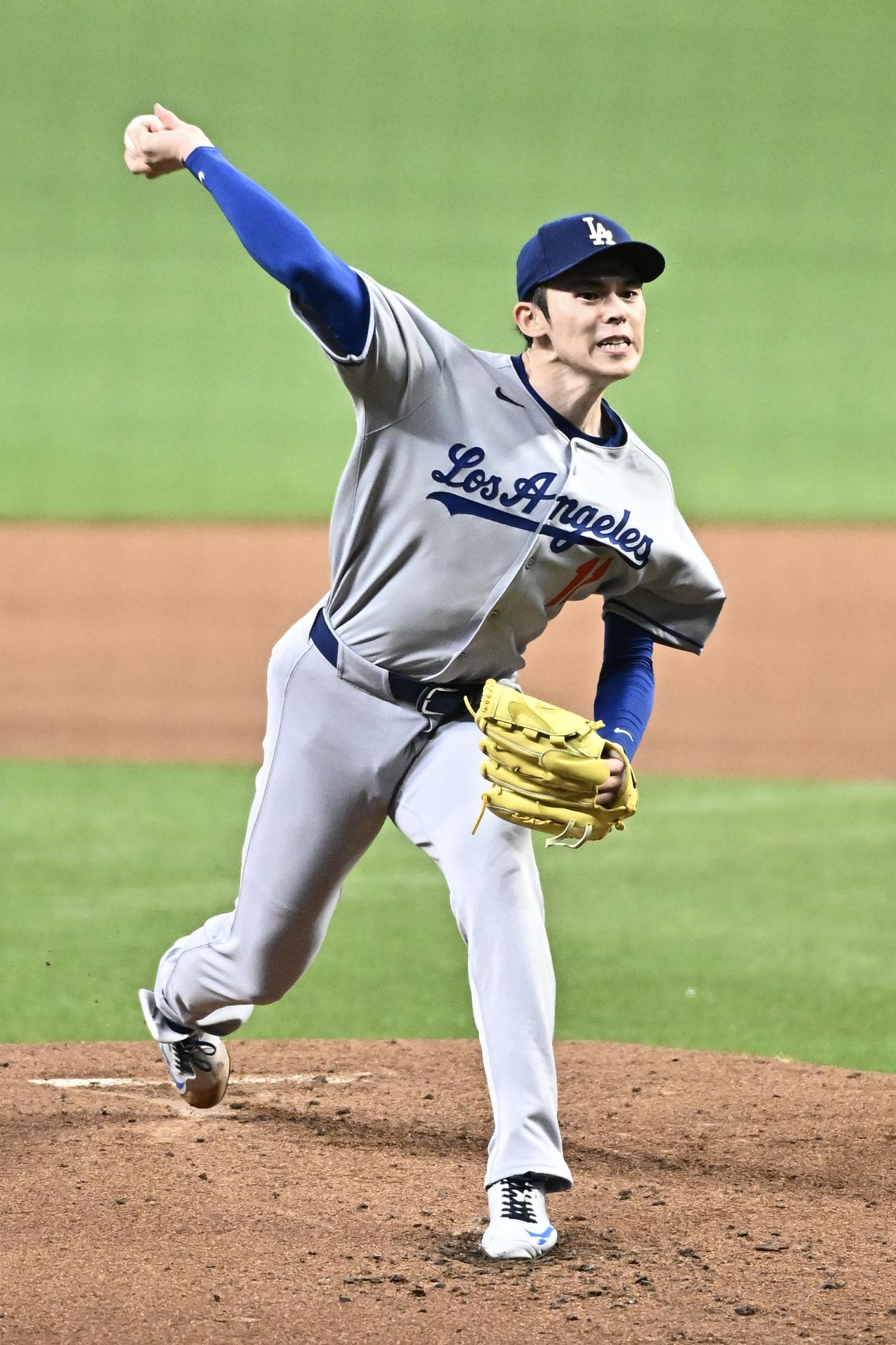 ブレーブス対ドジャース　ドジャース先発の佐々木（撮影・滝沢徹郎）