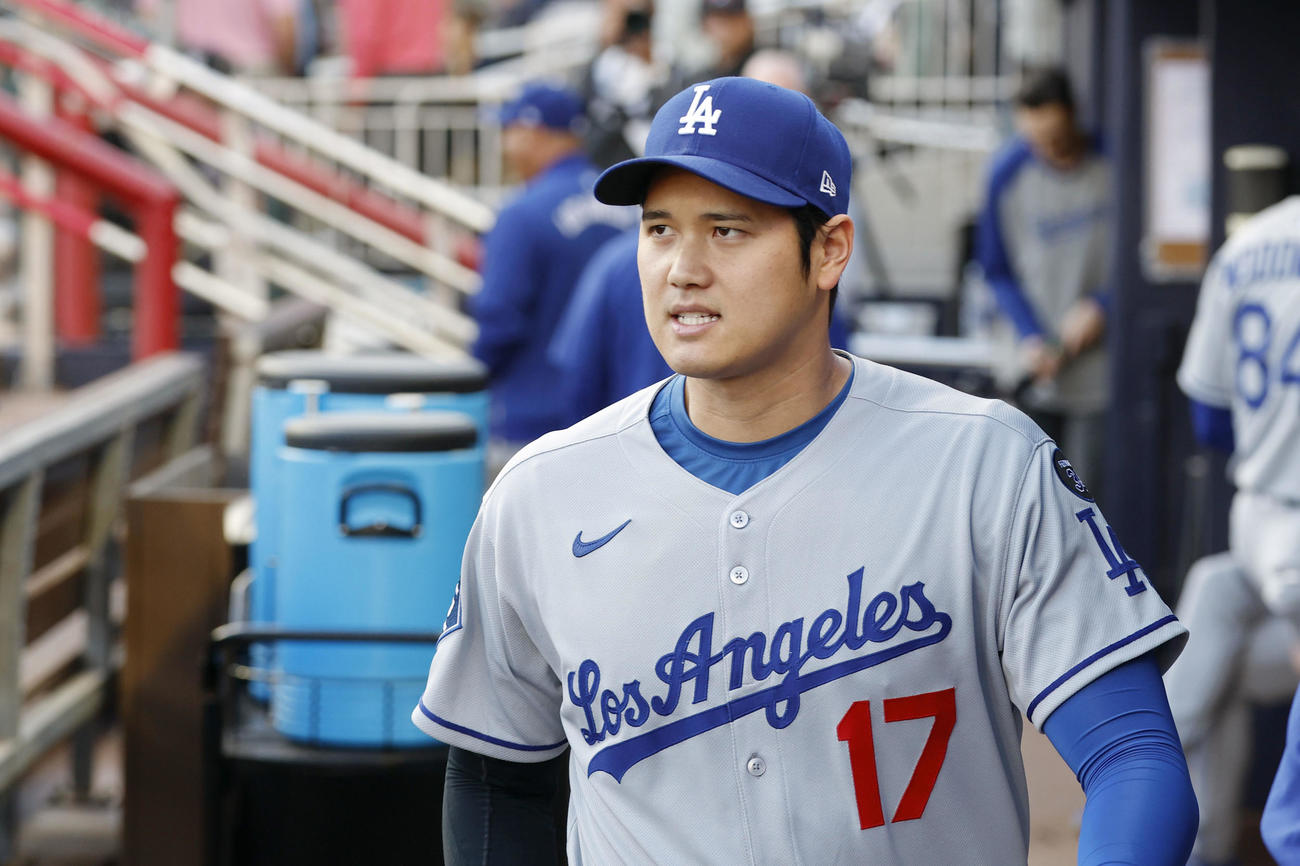 ブレーブス戦に臨むドジャース大谷＝アトランタ（共同）