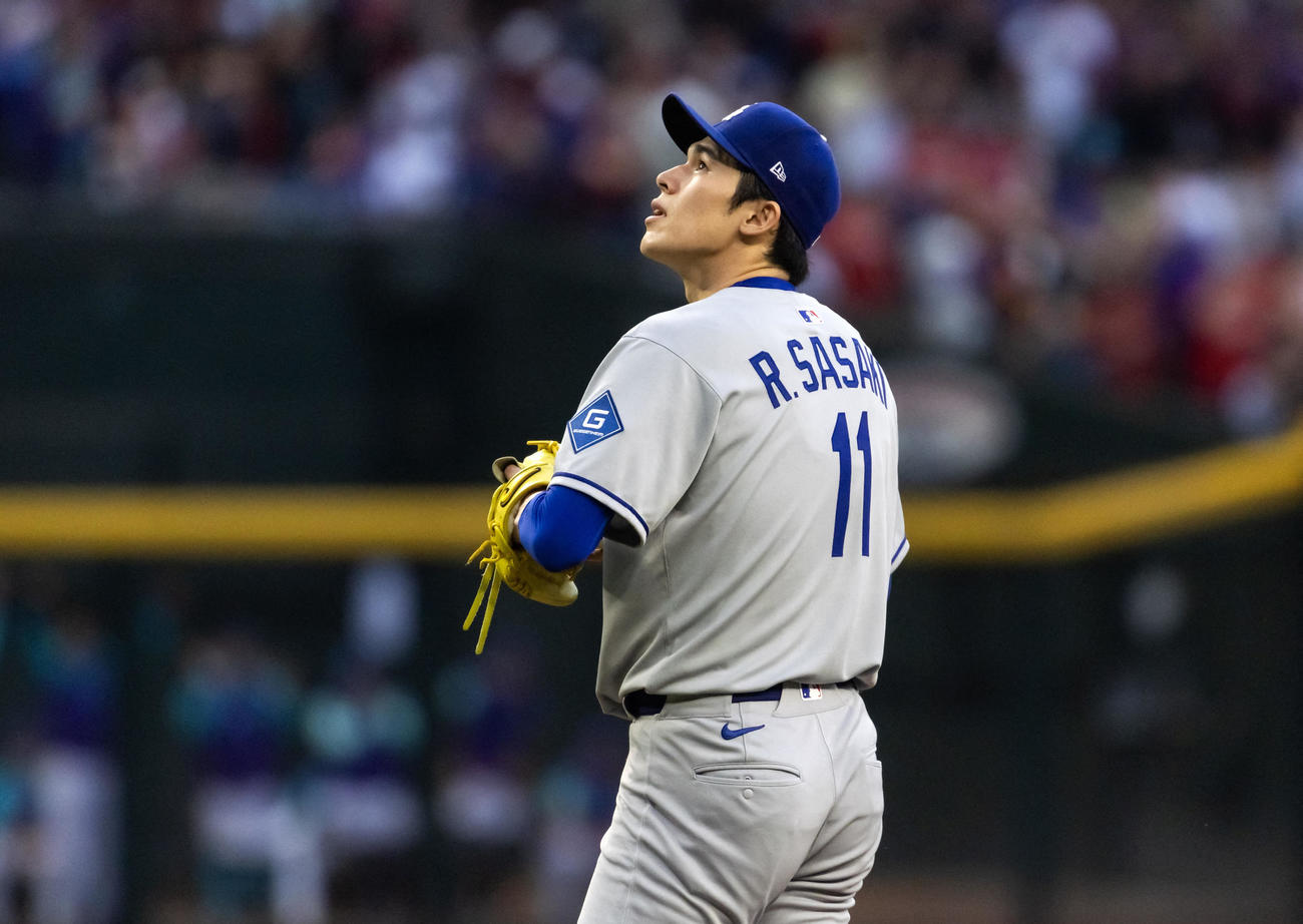 ダイヤモンドバックス戦に先発したドジャース佐々木朗希は初回にいきなり本塁打2本を打たれた（ロイター）