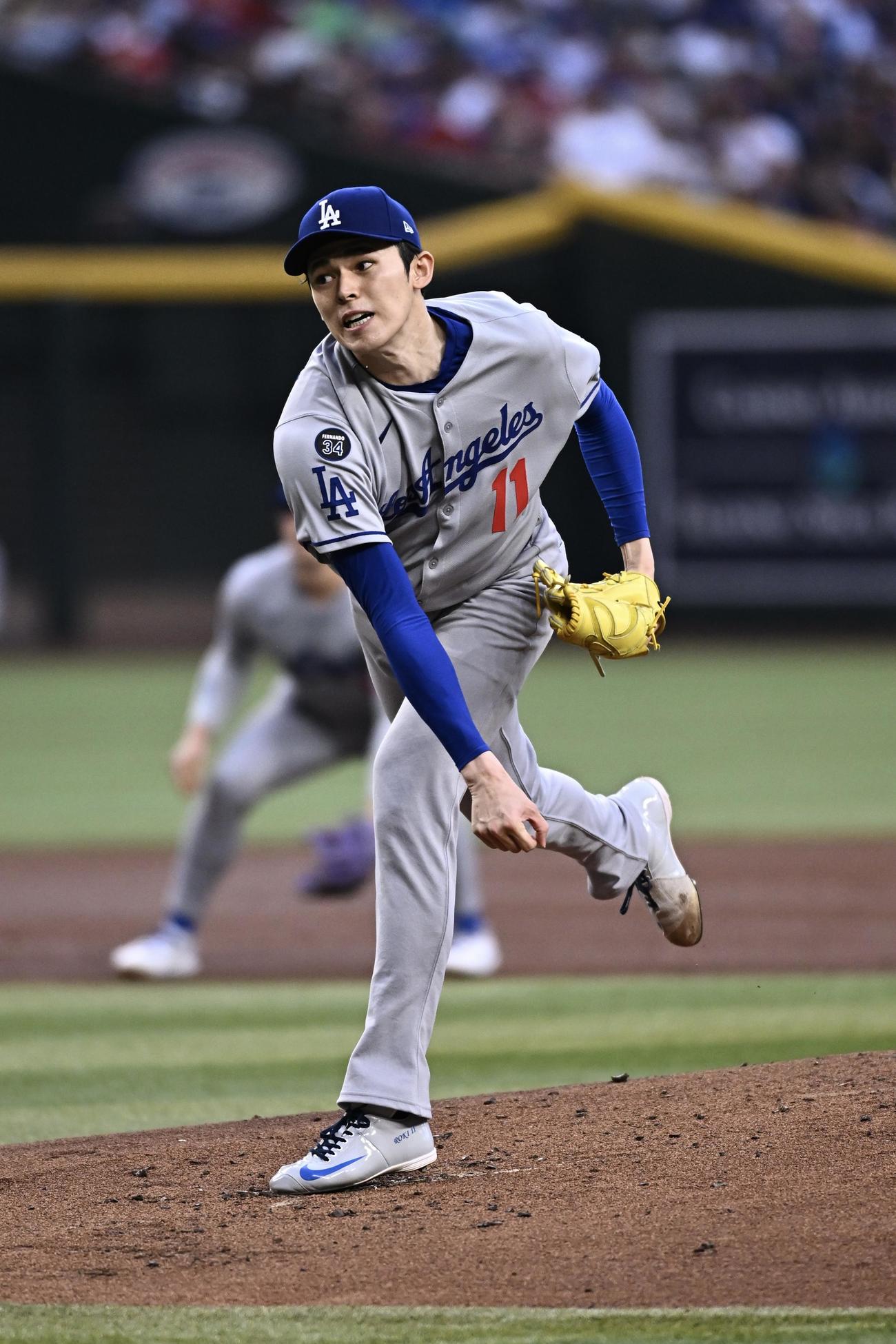 ダイヤモンドバックス対ドジャース　ドジャース先発の佐々木（撮影・滝沢徹郎）